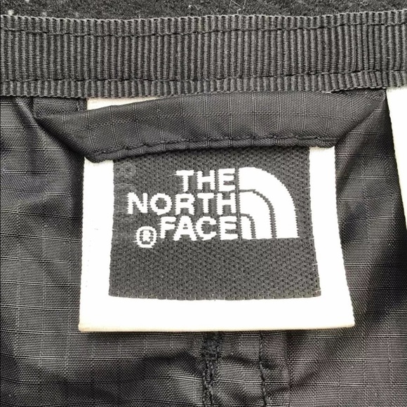The North Face Men’s Black Full Zip Mesh Back Lightweight Vest - Picture 15 of 16